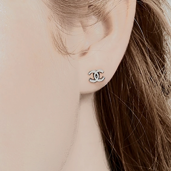 CHANEL Jewelry - Authentic Chanel Solo Micro Earring Stud Silver Tiny Single Earring